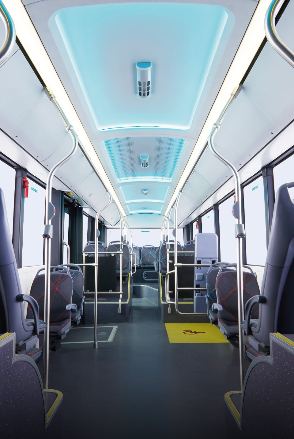La experiencia del bus futurista nunca consiste en caber más, sino en sentarse mejor