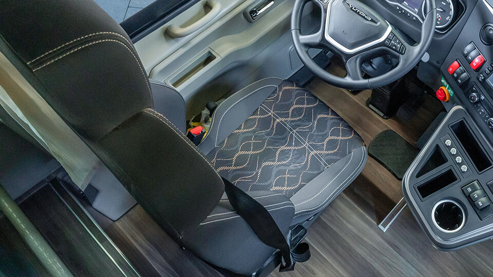 Asiento del conductor con suspensión neumática