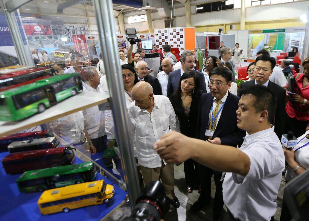 ¨Ir para afuera¨ de hecho en China se cultiva profundamente en América Latina ¨Ir para afuera¨ de hecho en China se cultiva profundamente en América Latina