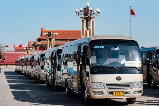 Dar servicio a las ¨dos sesiones¨ nacionales de China por los 15 años consecutivos Dar servicio a las ¨dos sesiones¨ nacionales de China por los 15 años consecutivos