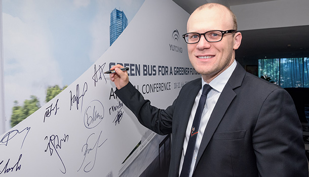 La Conferencia de Promoción de Soluciones Integrales de Nuevas Energías de Yutong se celebró con éxito en Bulgaria La Conferencia de Promoción de Soluciones Integrales de Nuevas Energías de Yutong se celebró con éxito en Bulgaria