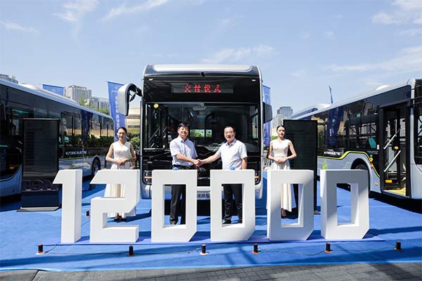 Entrega de autobuses de nueva energía con 120.000 unidades, Yutong se lanza la industria a nueva altura Entrega de autobuses de nueva energía con 120.000 unidades, Yutong se lanza la industria a nueva altura