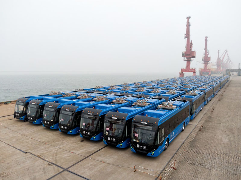 Uniendo fuerzas con Mowasalat (Karwa) - el principal proveedor de servicios de transporte de Qatar, Yutong Bus prestará servicios en la Copa Mundial de Clubes de la FIFA Qatar 2020™. Uniendo fuerzas con Mowasalat (Karwa) - el principal proveedor de servicios de transporte de Qatar, Yutong Bus prestará servicios en la Copa Mundial de Clubes de la FIFA Qatar 2020™.