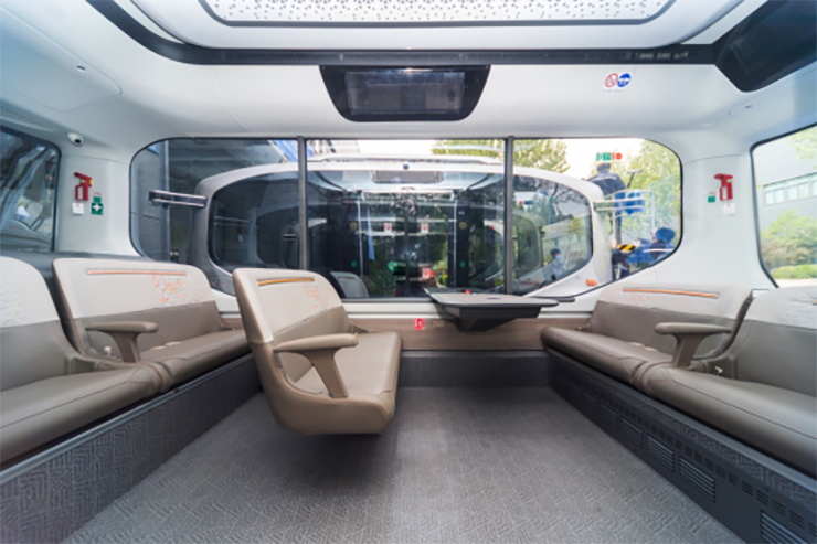 El Primer Ministro de Singapur, Lee Hsien Loong, prueba el autobús de conducción inteligente Xiaoyu de Yutong El Primer Ministro de Singapur, Lee Hsien Loong, prueba el autobús de conducción inteligente Xiaoyu de Yutong