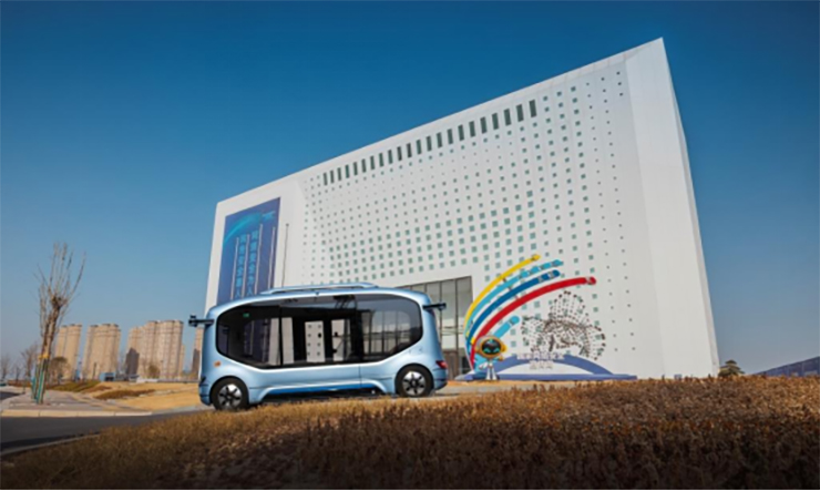 El Primer Ministro de Singapur, Lee Hsien Loong, prueba el autobús de conducción inteligente Xiaoyu de Yutong El Primer Ministro de Singapur, Lee Hsien Loong, prueba el autobús de conducción inteligente Xiaoyu de Yutong