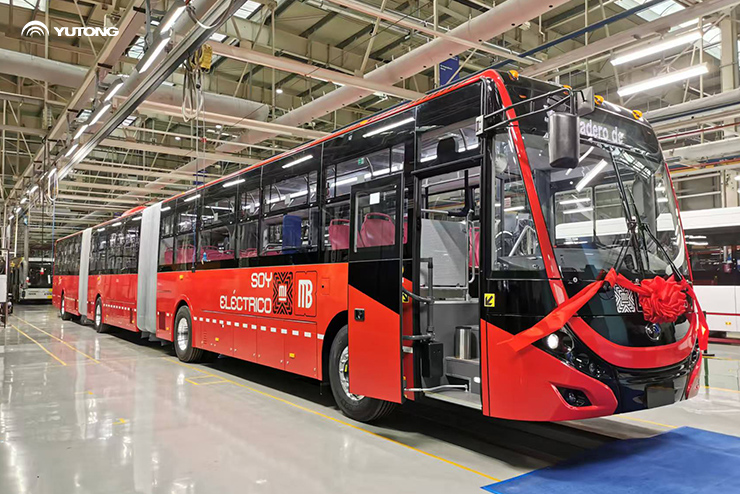 Acabado de ensamblaje del primer autobús biarticulado eléctrico de 26 metros Acabado de ensamblaje del primer autobús biarticulado eléctrico de 26 metros