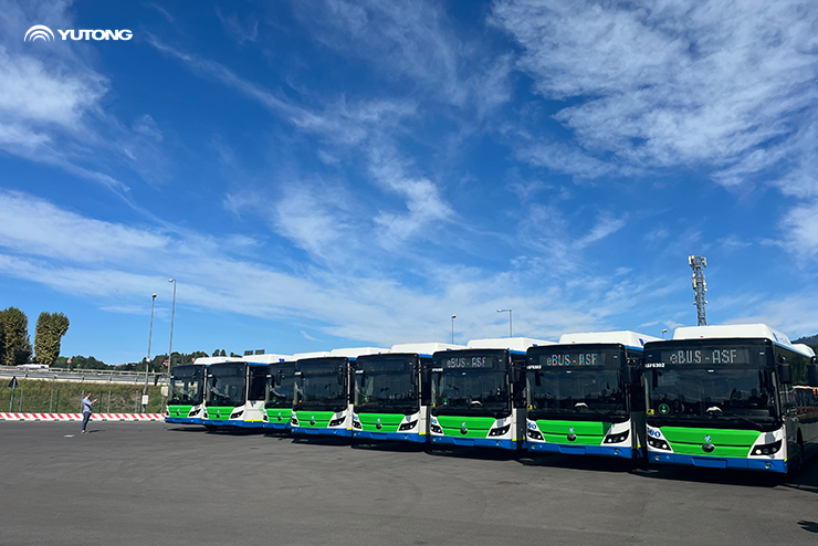 23 autobuses eléctricos de Yutong entregados a Como 23 autobuses eléctricos de Yutong entregados a Como