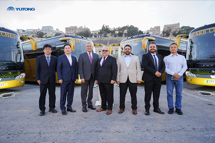 Ceremonia de entrega del Autocar Eléctrico Yutong ICE12 en Malta Ceremonia de entrega del Autocar Eléctrico Yutong ICE12 en Malta