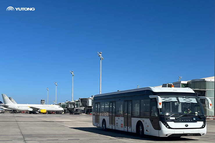 El autobús del aeropuerto eléctrico de Yutong consigue otro récord y refuerza la construcción aeroportuaria mundial con sabiduría ecológica El autobús del aeropuerto eléctrico de Yutong consigue otro récord y refuerza la construcción aeroportuaria mundial con sabiduría ecológica