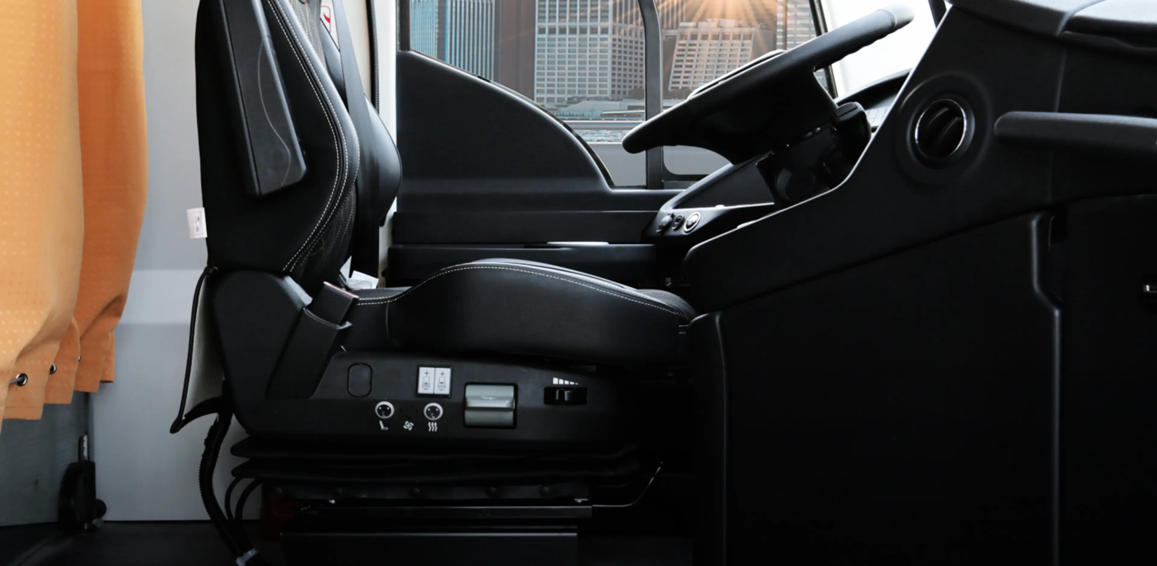 Asiento conductor neumático